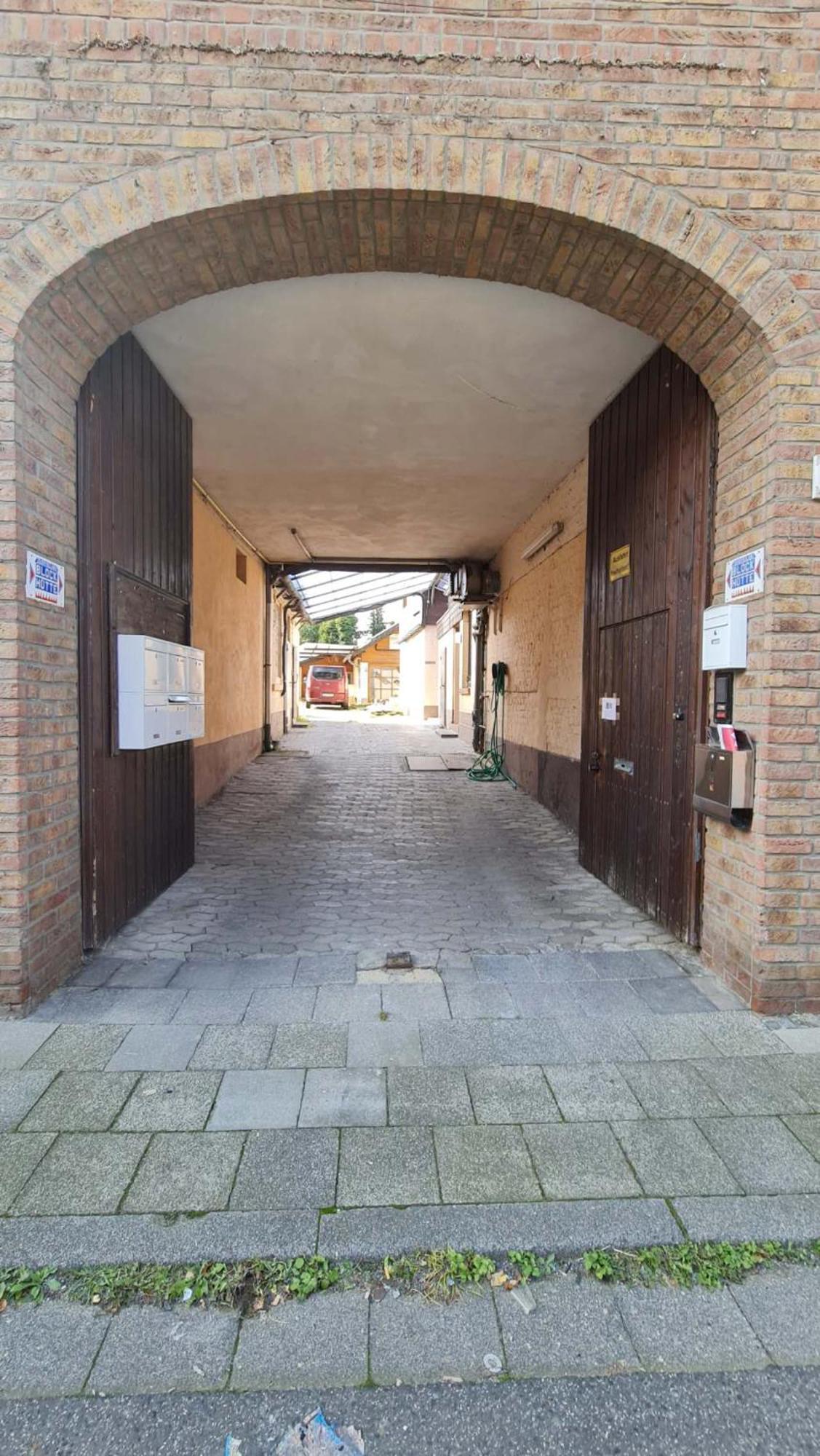 Zimmer Nr 4 Mit Privates Badezimmer In Juelich Hotel Buitenkant foto